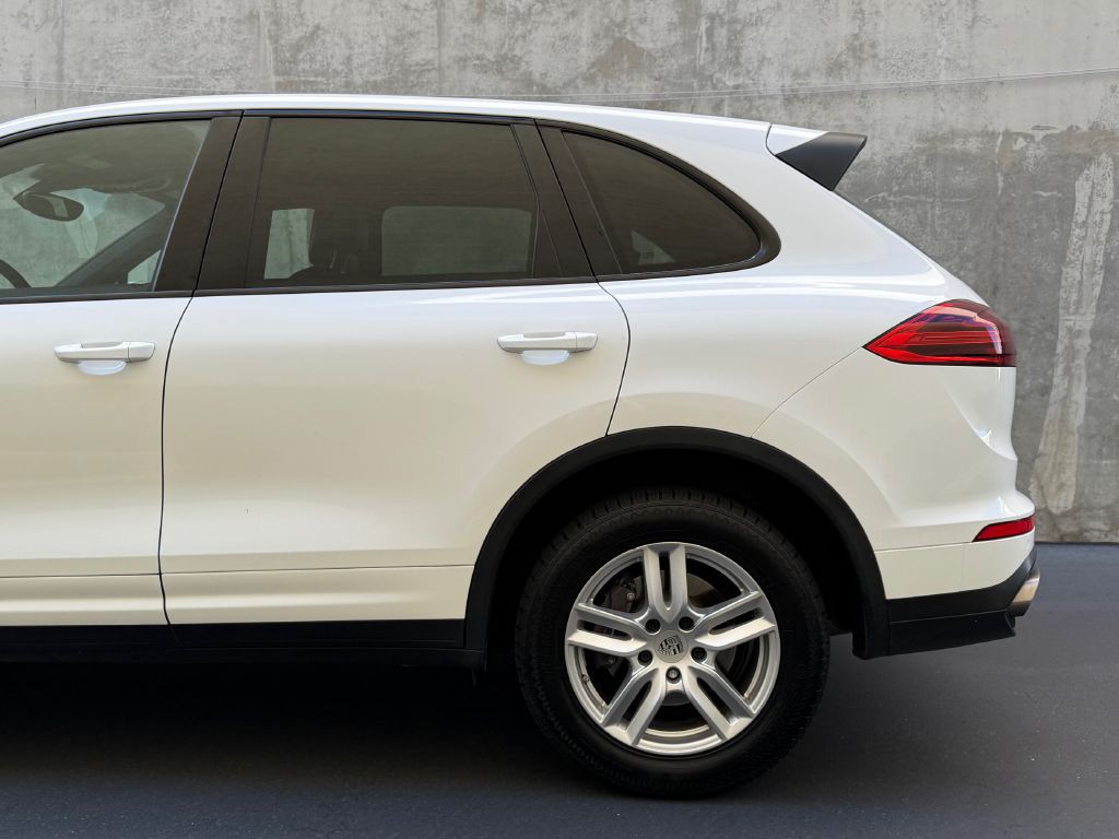 2018 Porsche Cayenne Image 6
