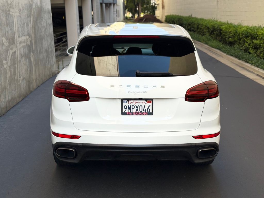 2018 Porsche Cayenne Image 16