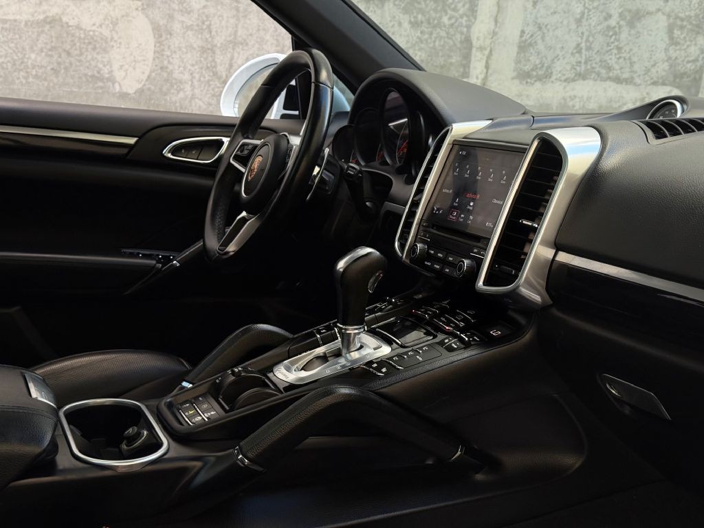 2018 Porsche Cayenne Image 29