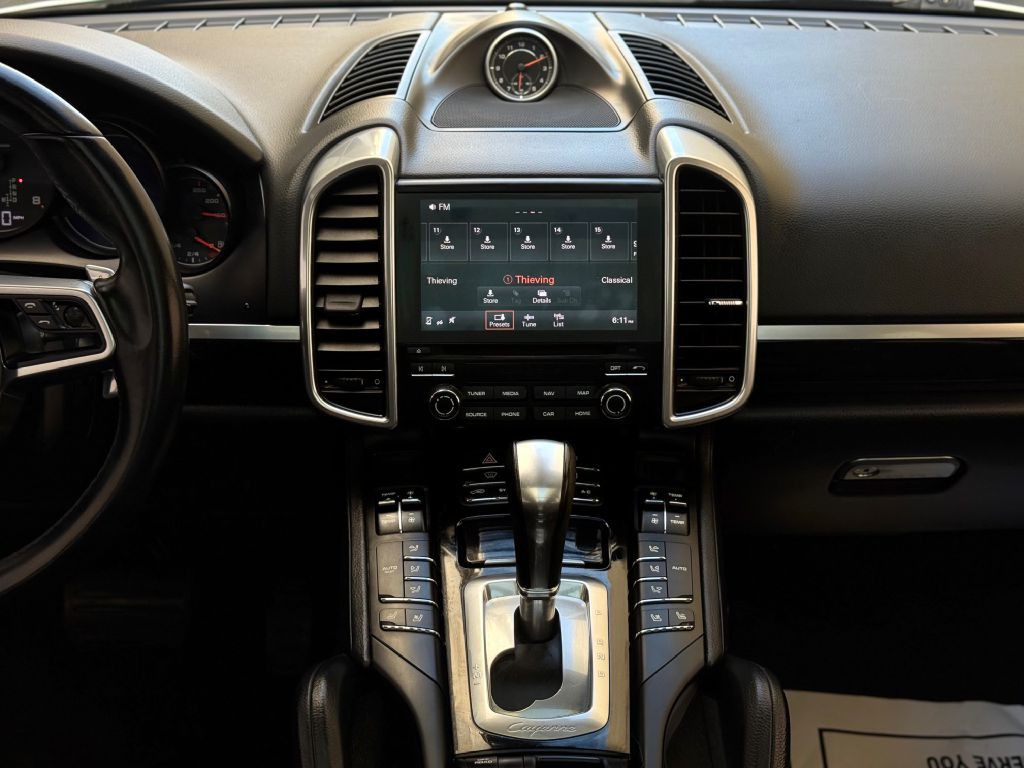 2018 Porsche Cayenne Image 31