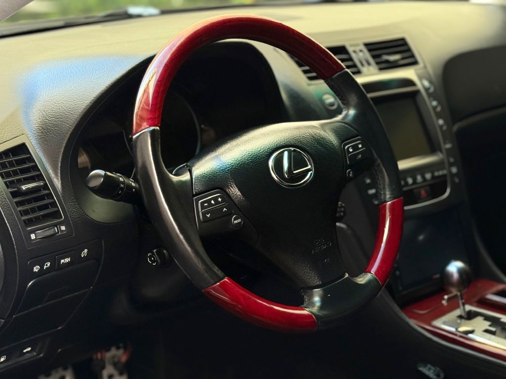 2011 Lexus GS Image 20