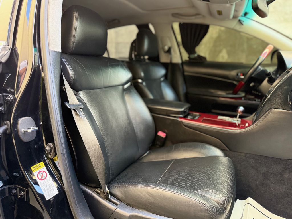 2011 Lexus GS Image 25