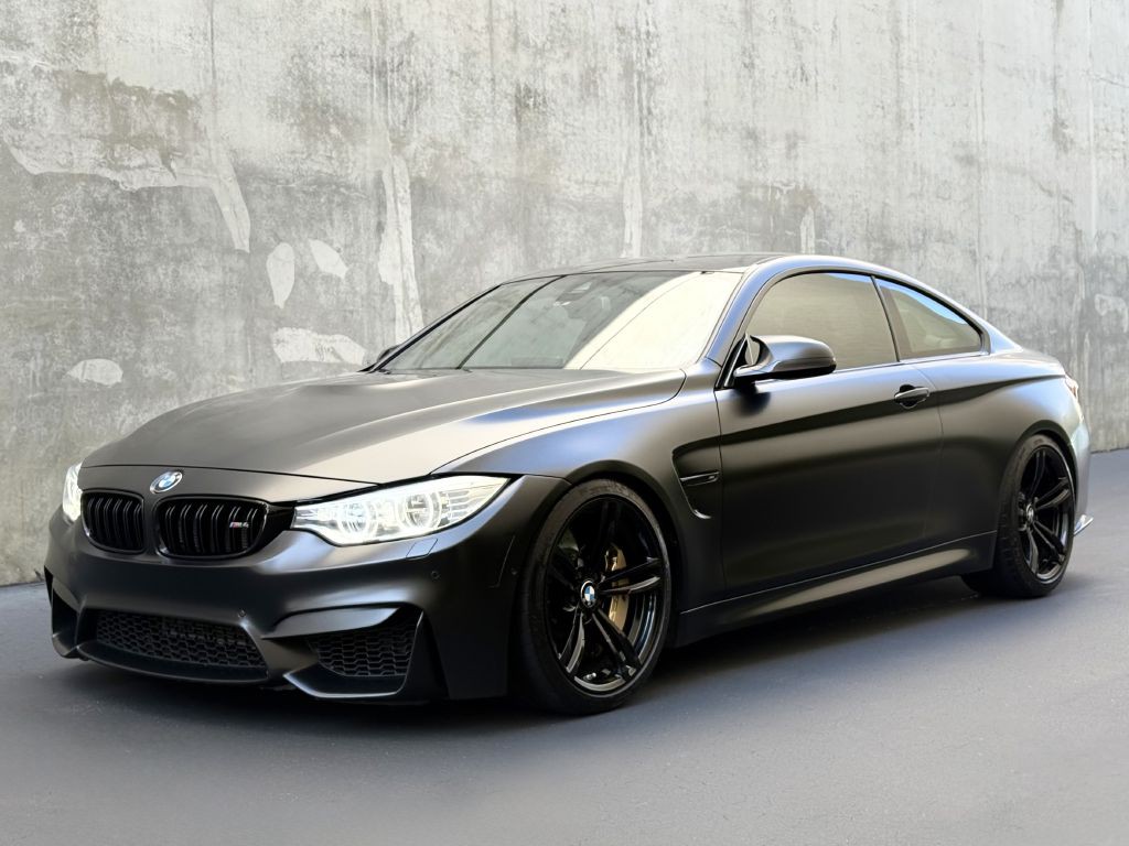 2015 BMW M4 Image 1