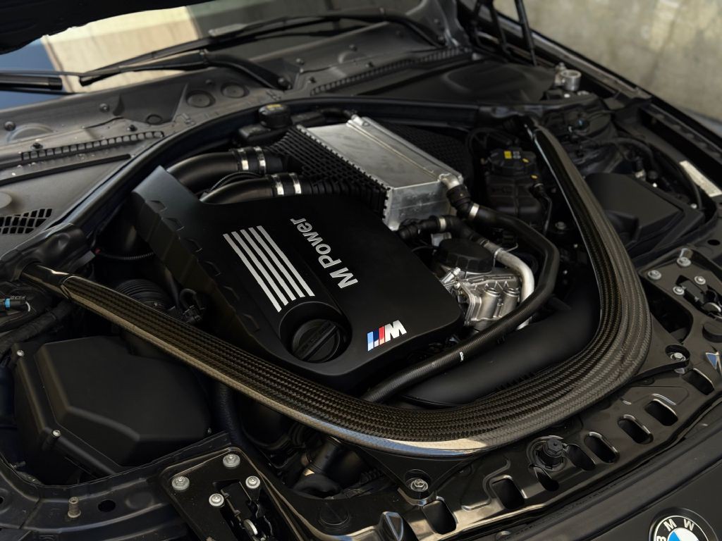 2015 BMW M4 Image 24