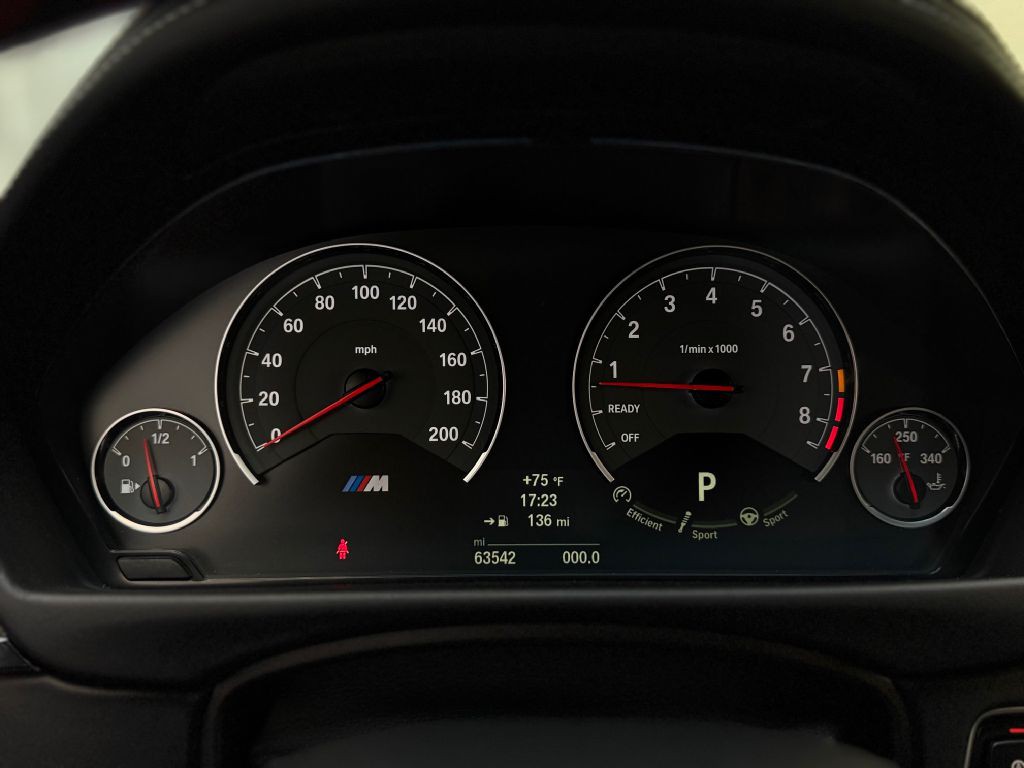 2015 BMW M4 Image 38