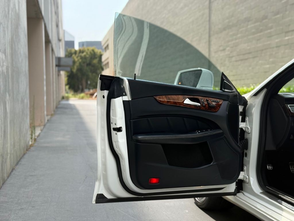 2014 Mercedes-Benz CLS-Class Image 21