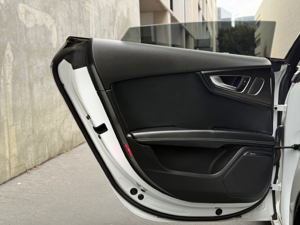 2014 Audi S7 Image 35