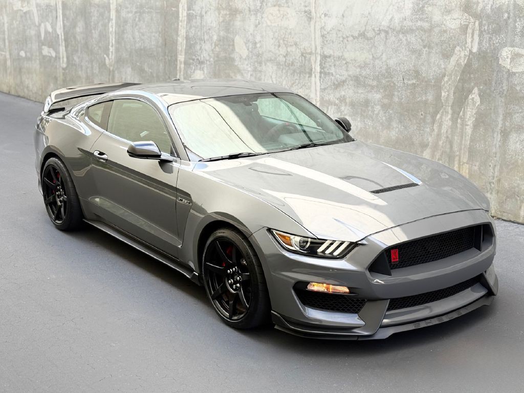 2018 Ford Mustang Image 18