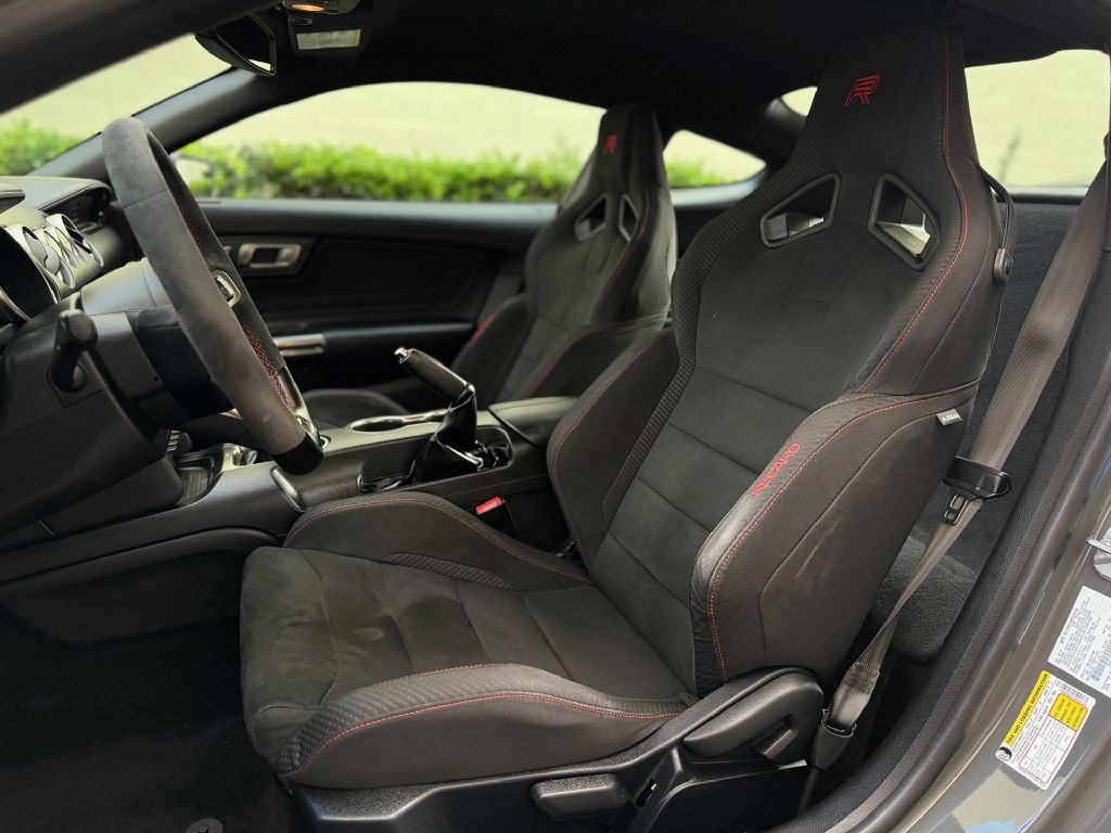 2018 Ford Mustang Image 31