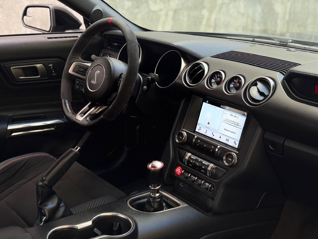 2018 Ford Mustang Image 40