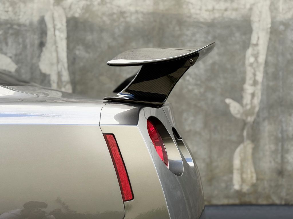 2010 Nissan GT-R Image 8
