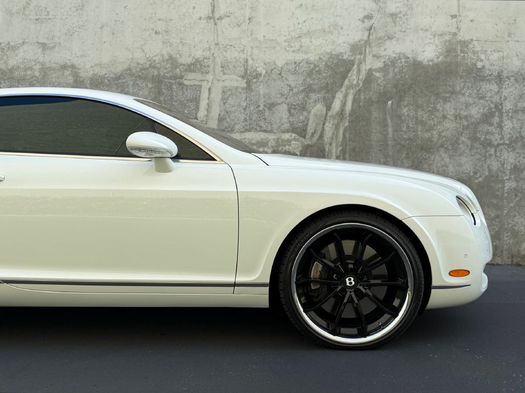2005 Bentley Continental Image 17