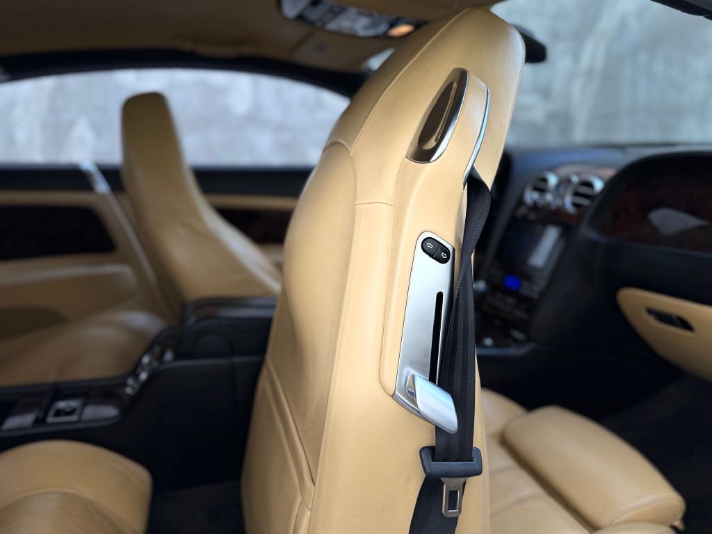 2005 Bentley Continental Image 34