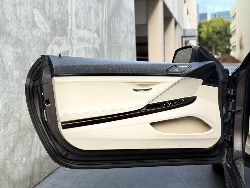 2015 BMW 6 Series Image 27