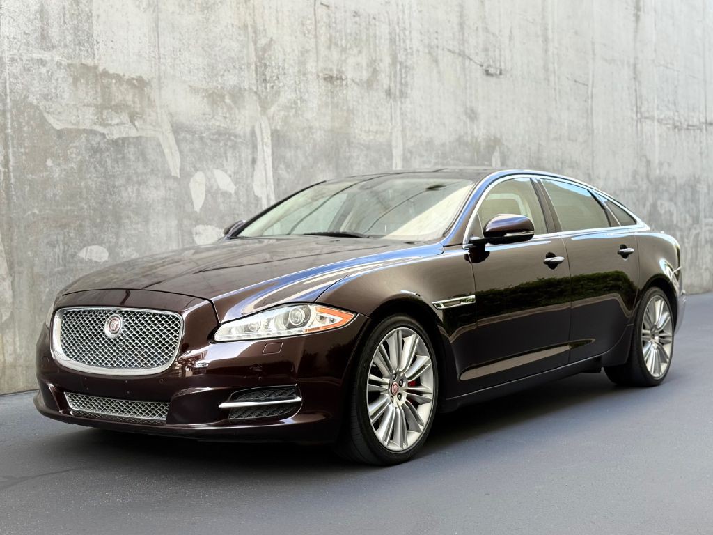 2011 Jaguar XJ Image 1