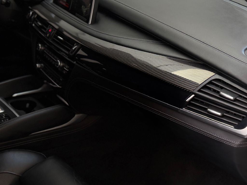 2016 BMW X5 Image 32