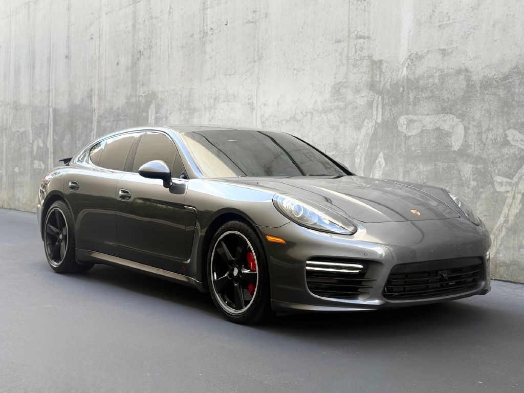 2014 Porsche Panamera Image 17