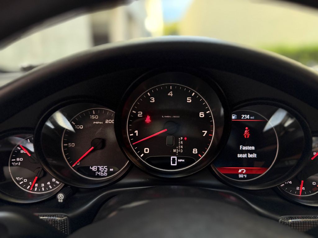 2014 Porsche Panamera Image 44