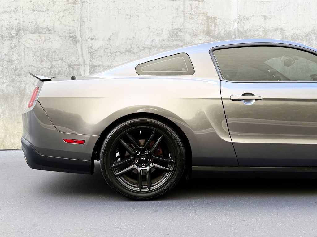 2011 Ford Mustang Image 19
