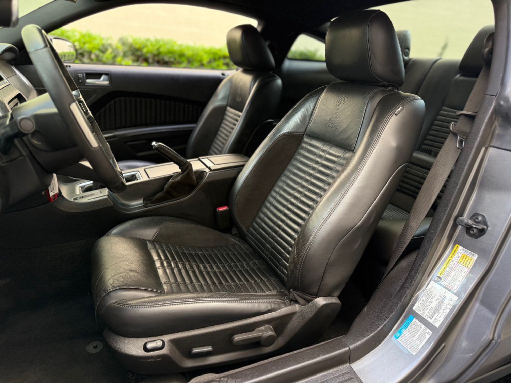 2011 Ford Mustang Image 29