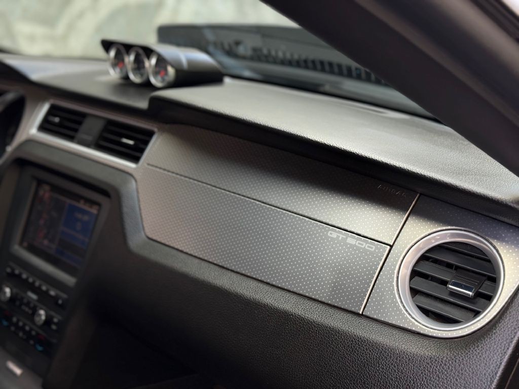 2011 Ford Mustang Image 33