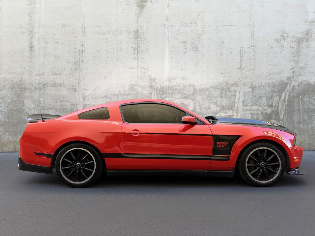2012 Ford Mustang Image 24