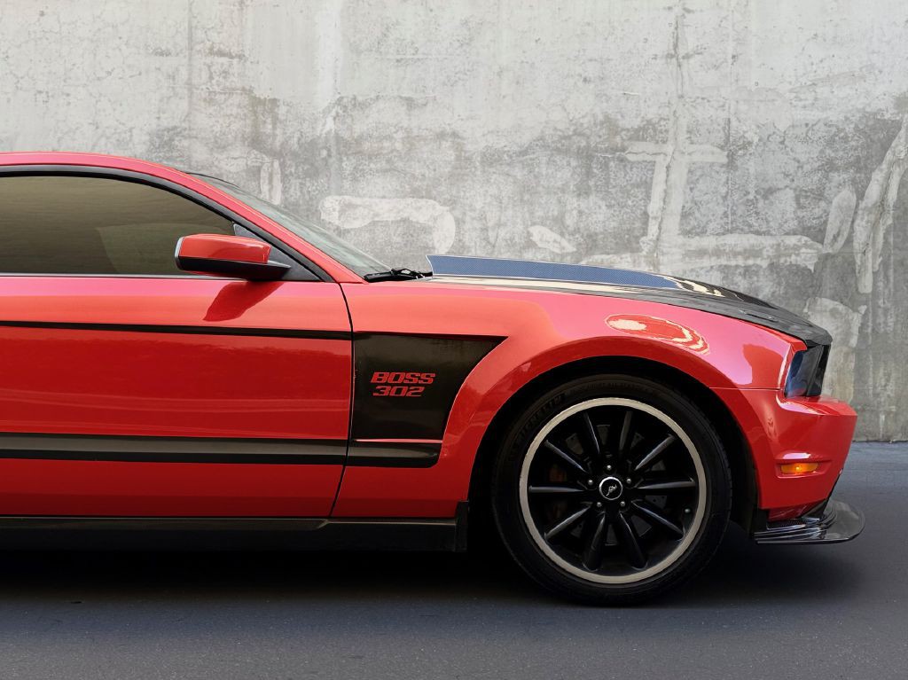 2012 Ford Mustang Image 25