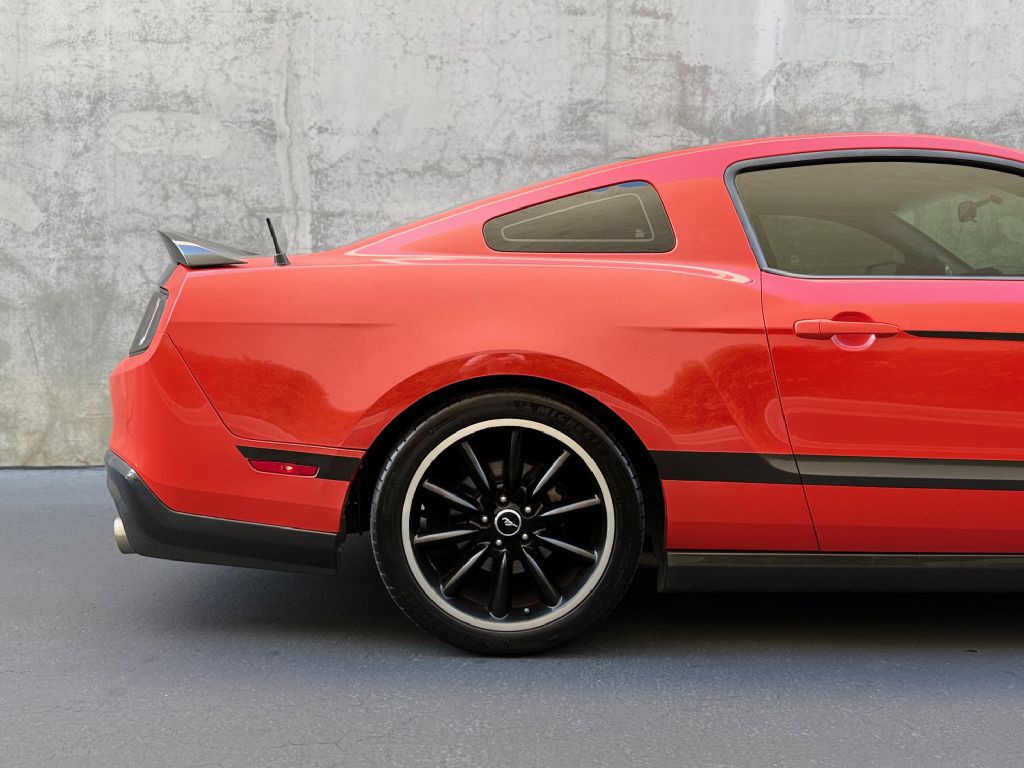 2012 Ford Mustang Image 26