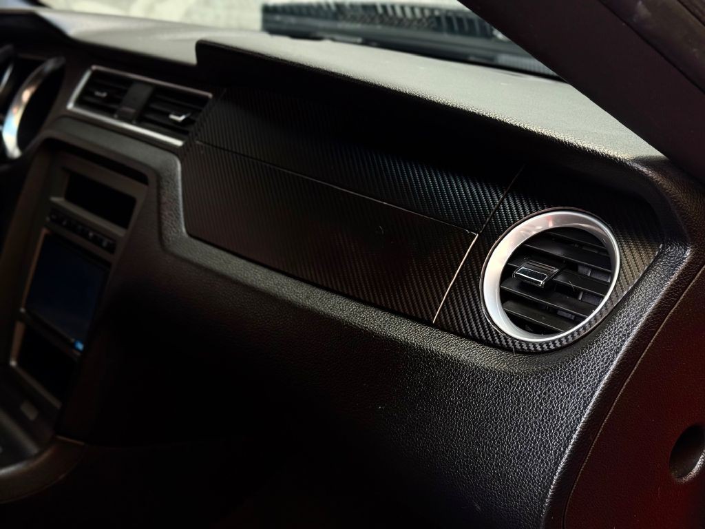 2012 Ford Mustang Image 34