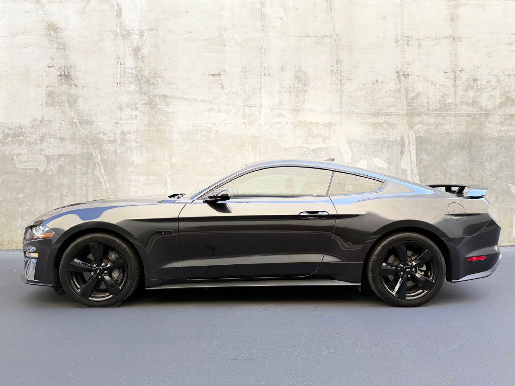 2022 Ford Mustang Image 5