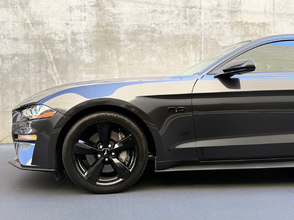 2022 Ford Mustang Image 7