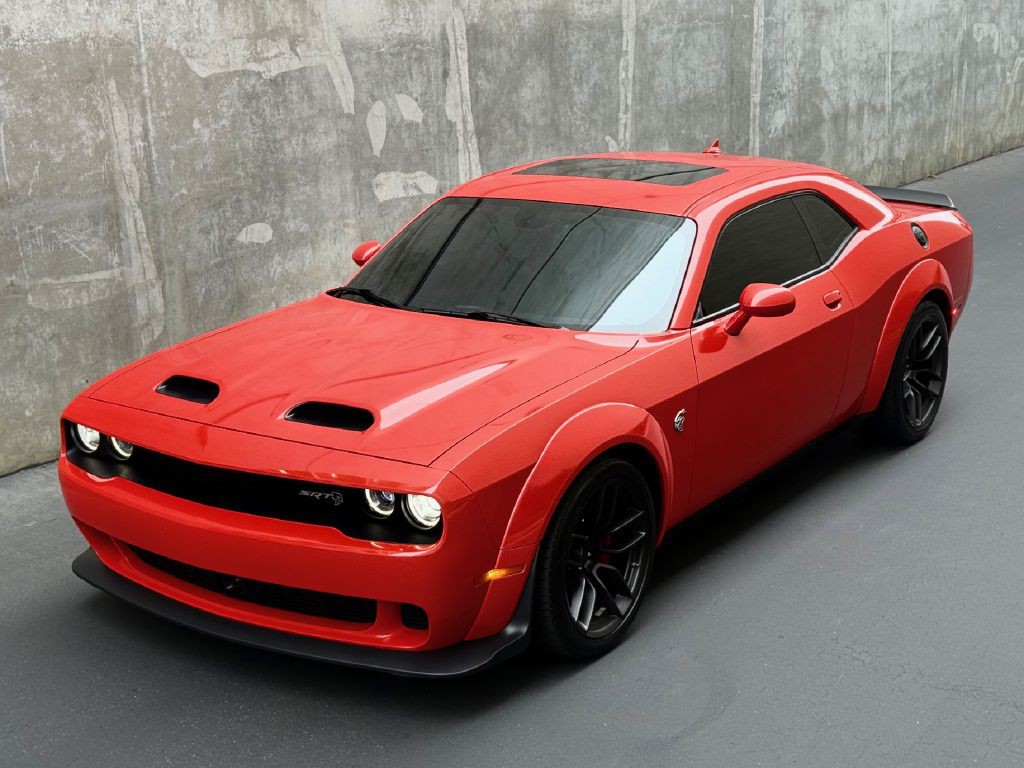 2023 Dodge Challenger Image 2