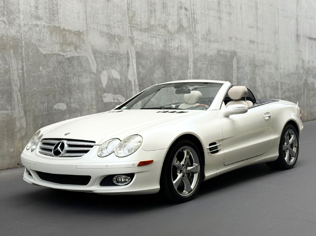 2008 Mercedes-Benz SL-Class Image 1