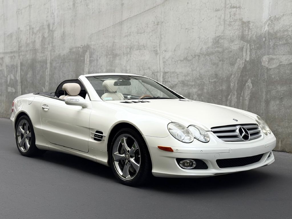 2008 Mercedes-Benz SL-Class Image 40