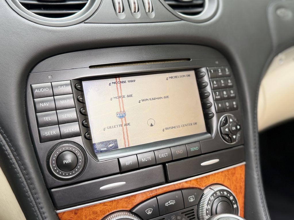 2008 Mercedes-Benz SL-Class Image 44