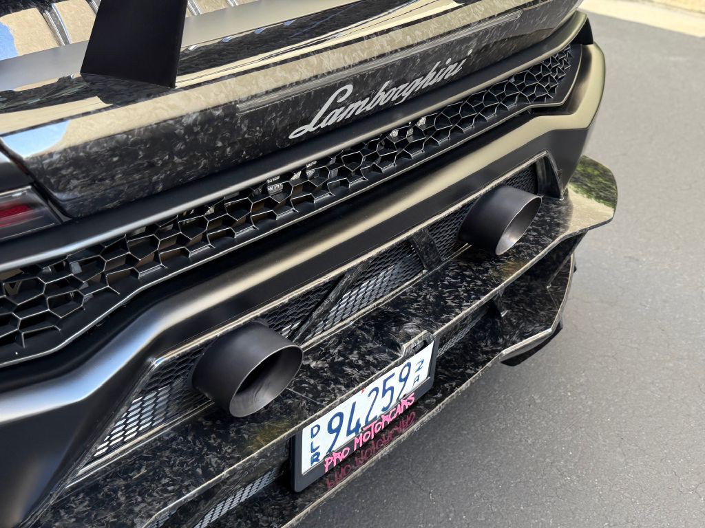 2019 Lamborghini Huracan Image 32
