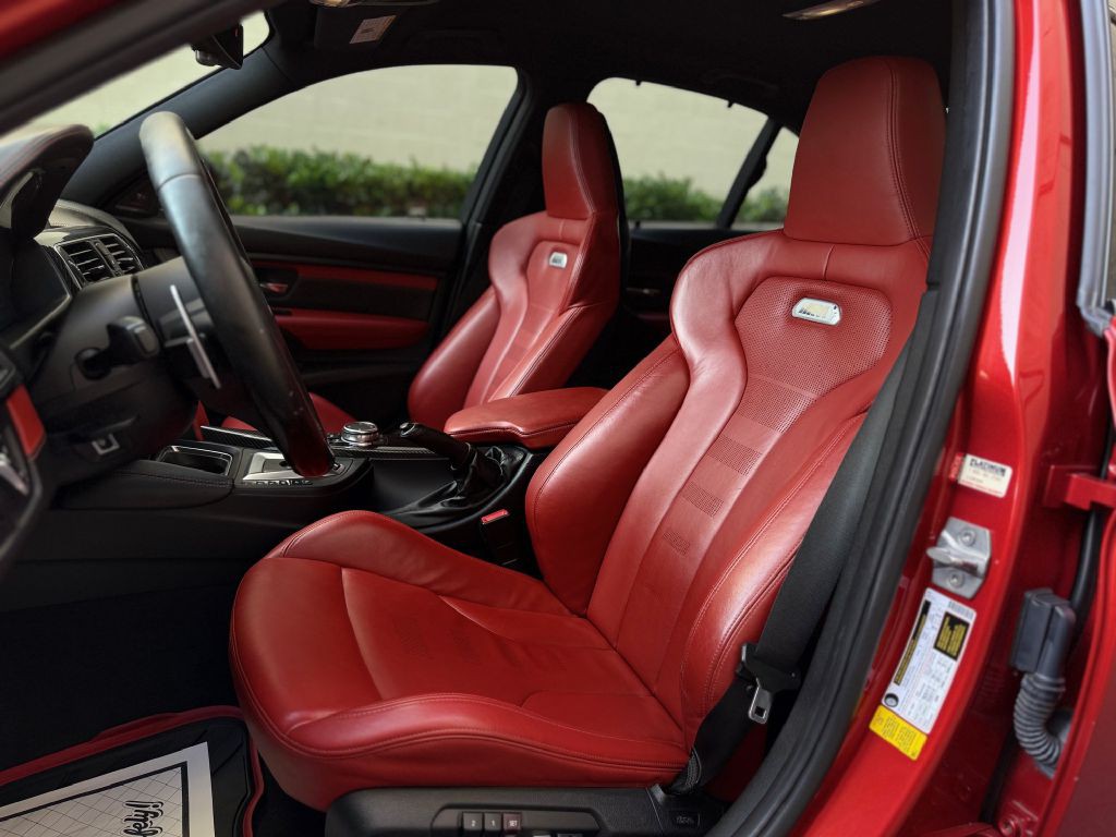 2016 BMW M3 Image 23