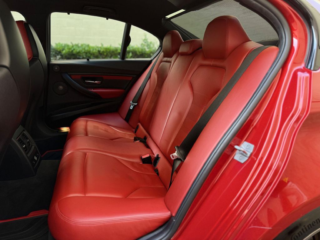 2016 BMW M3 Image 26