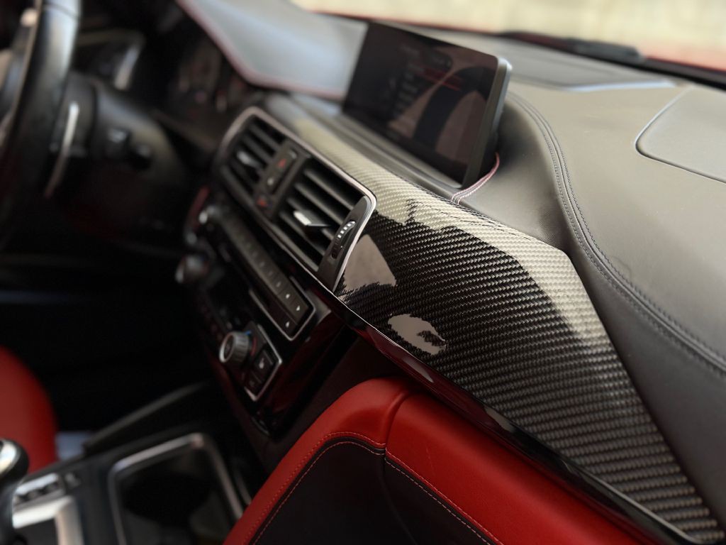2016 BMW M3 Image 32