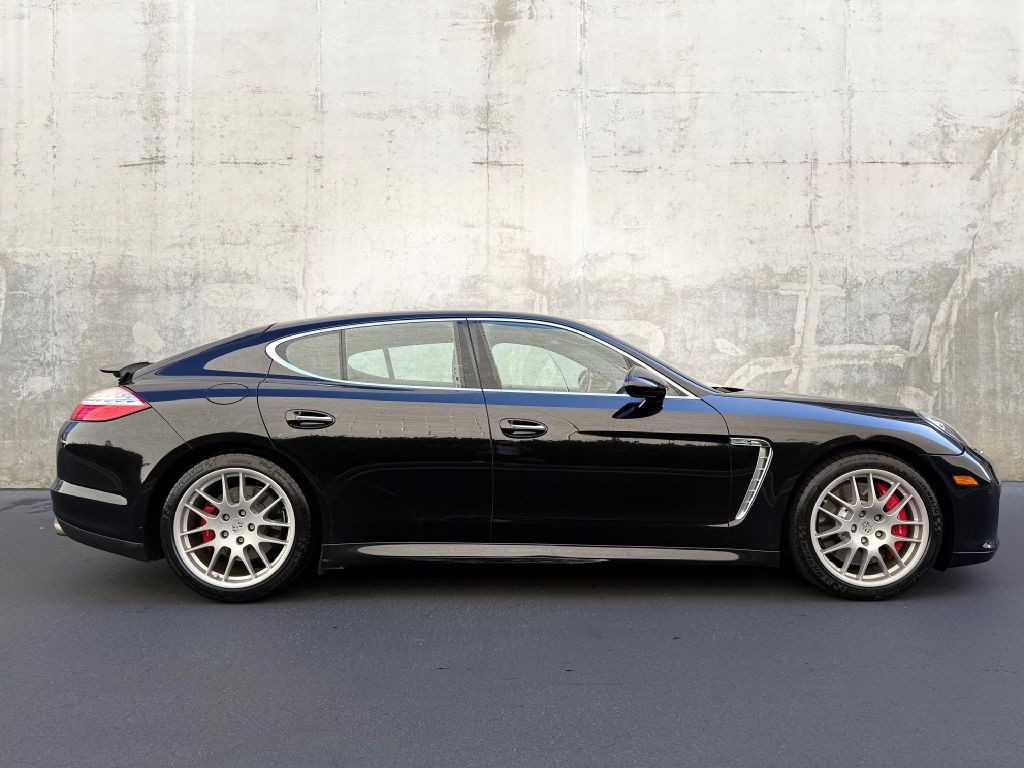 2010 Porsche Panamera Image 15