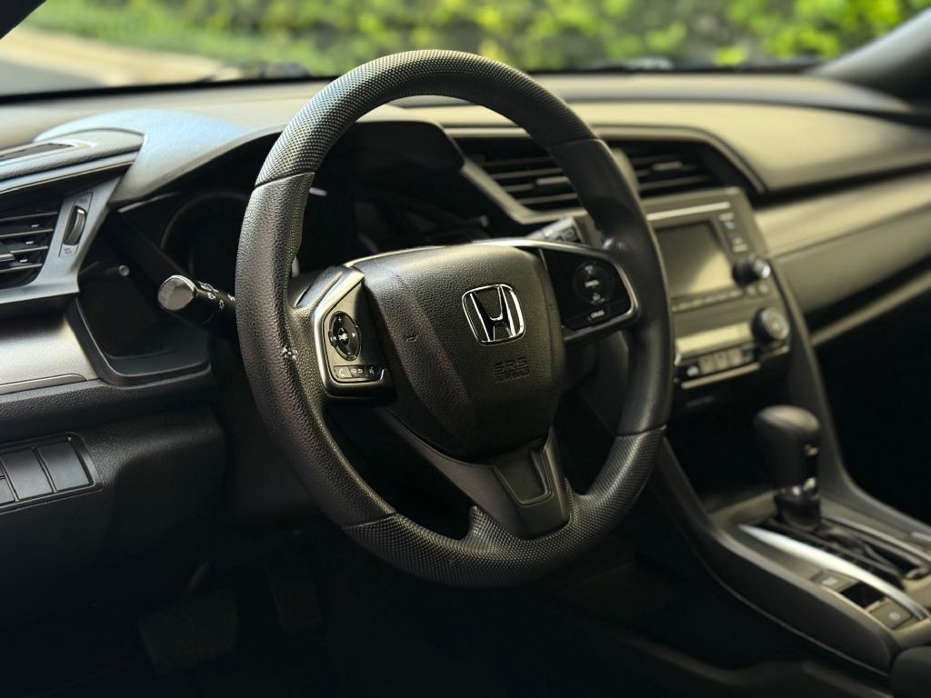 2017 Honda Civic Image 17