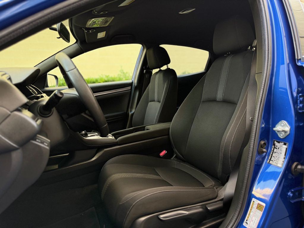 2017 Honda Civic Image 18