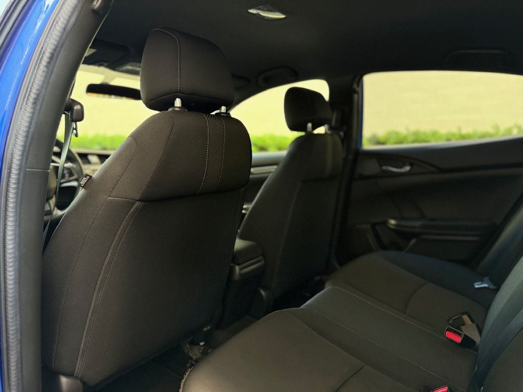 2017 Honda Civic Image 19