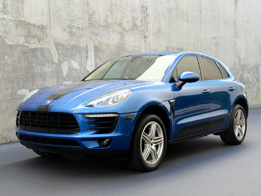2015 Porsche Macan Image 1