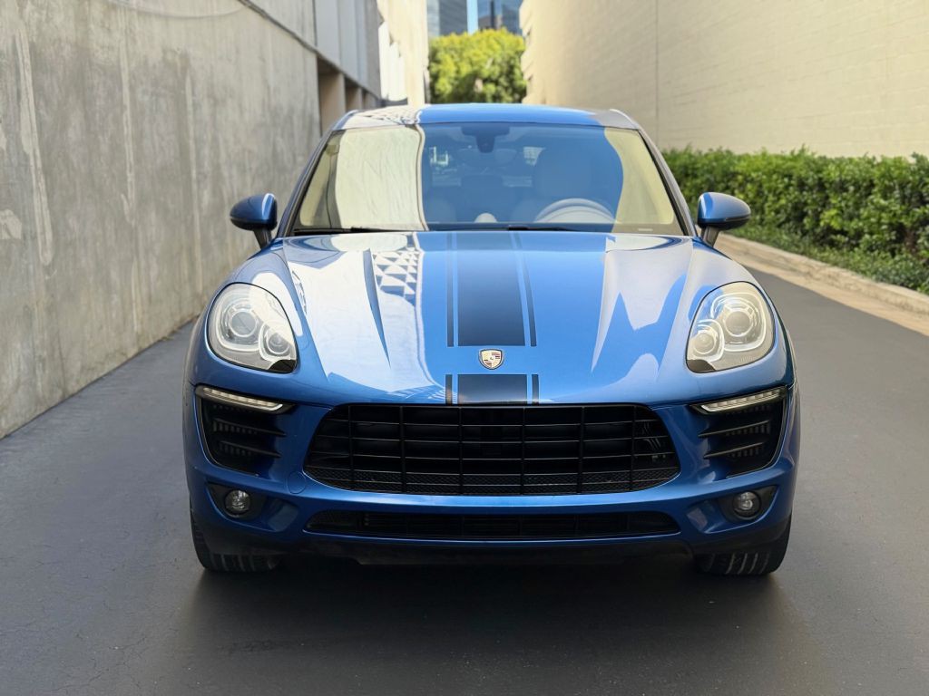 2015 Porsche Macan Image 4