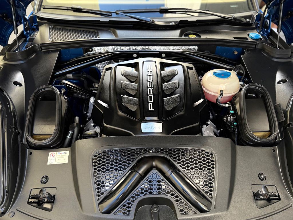 2015 Porsche Macan Image 33