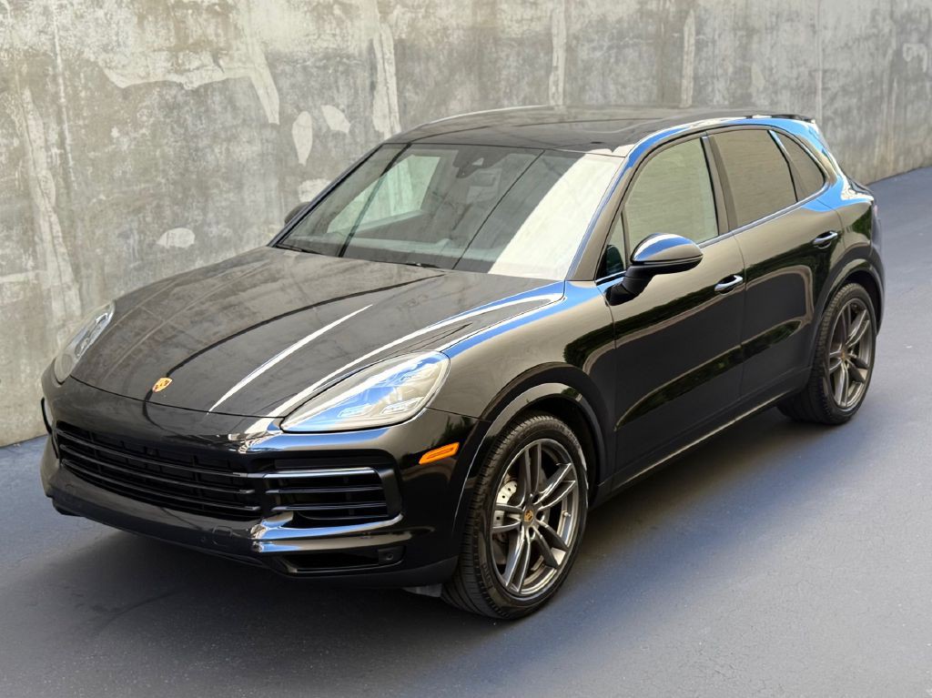 2019 Porsche Cayenne Image 2