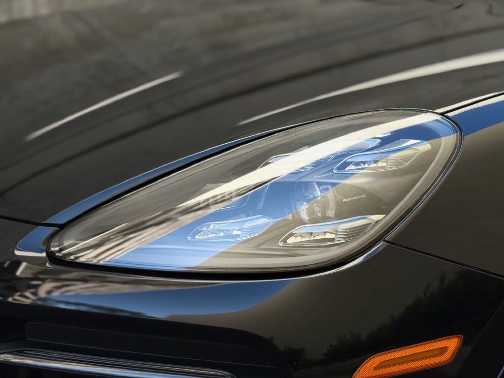 2019 Porsche Cayenne Image 12