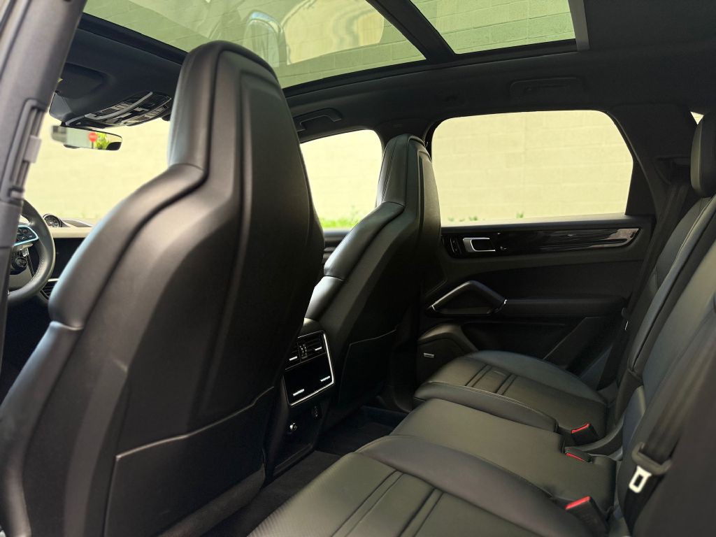 2019 Porsche Cayenne Image 25