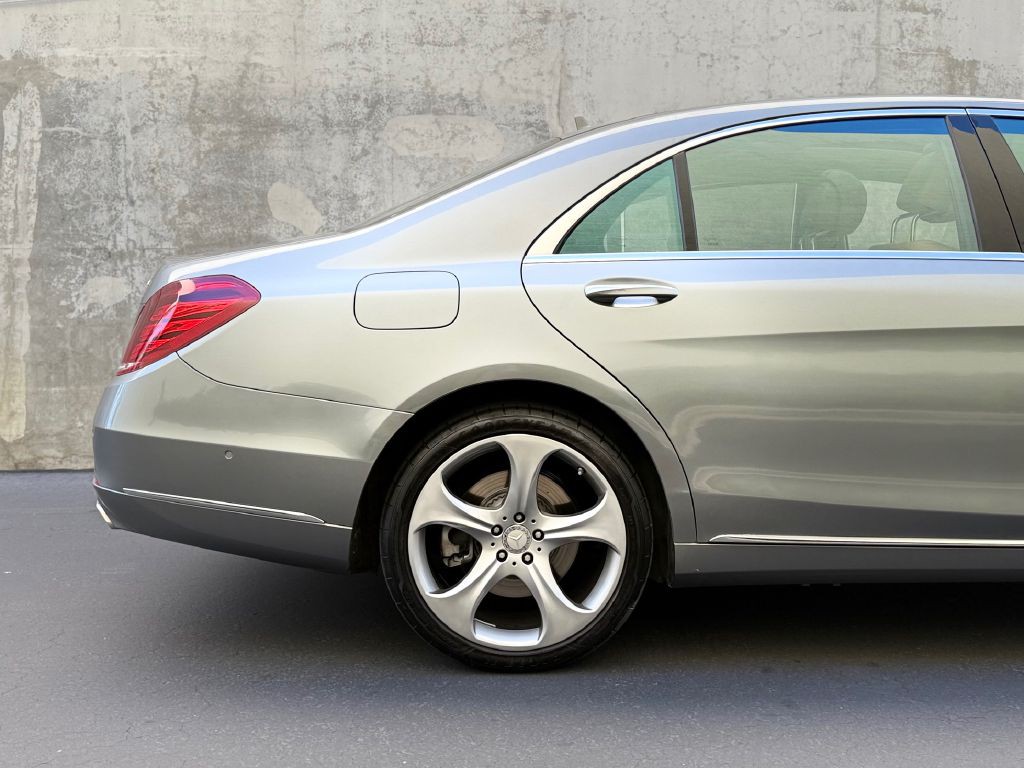2014 Mercedes-Benz S-Class Image 16